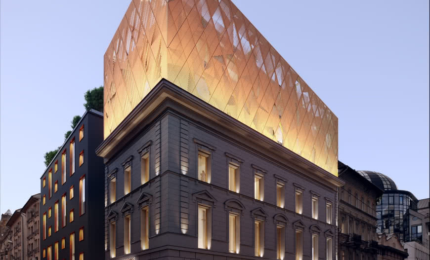 Gwiazda rocka w Budapeszcie - Hard Rock Hotel w systemach Aluprof